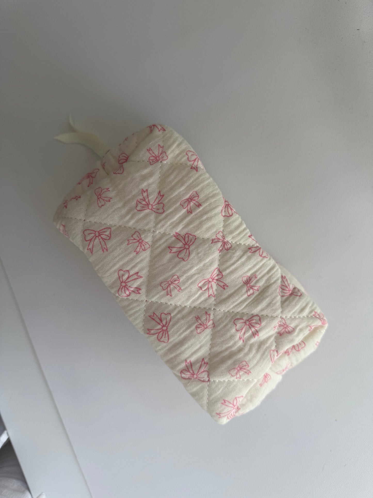 Bow Pouch