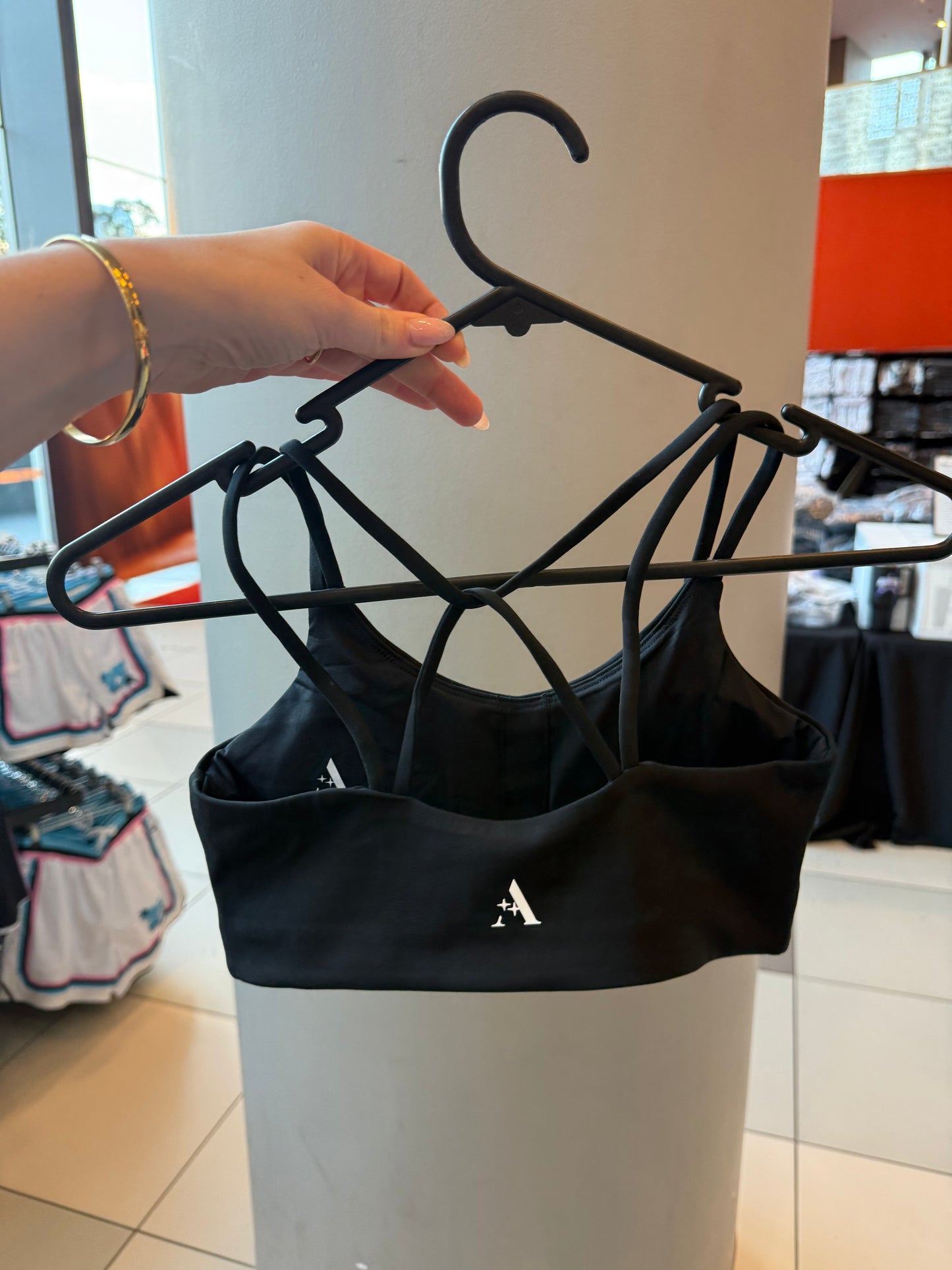 Elevate Crop ASA Black